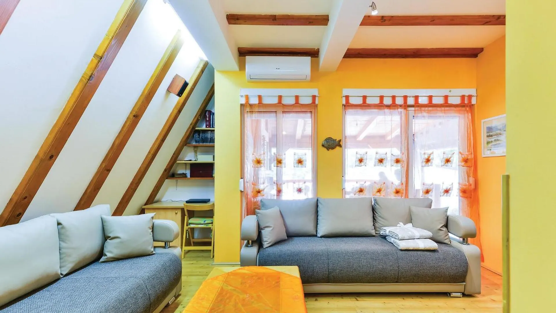 Nice Home In Gospic With Private Swimming Pool, Can Be Inside Or Outside Pridraga 0*,