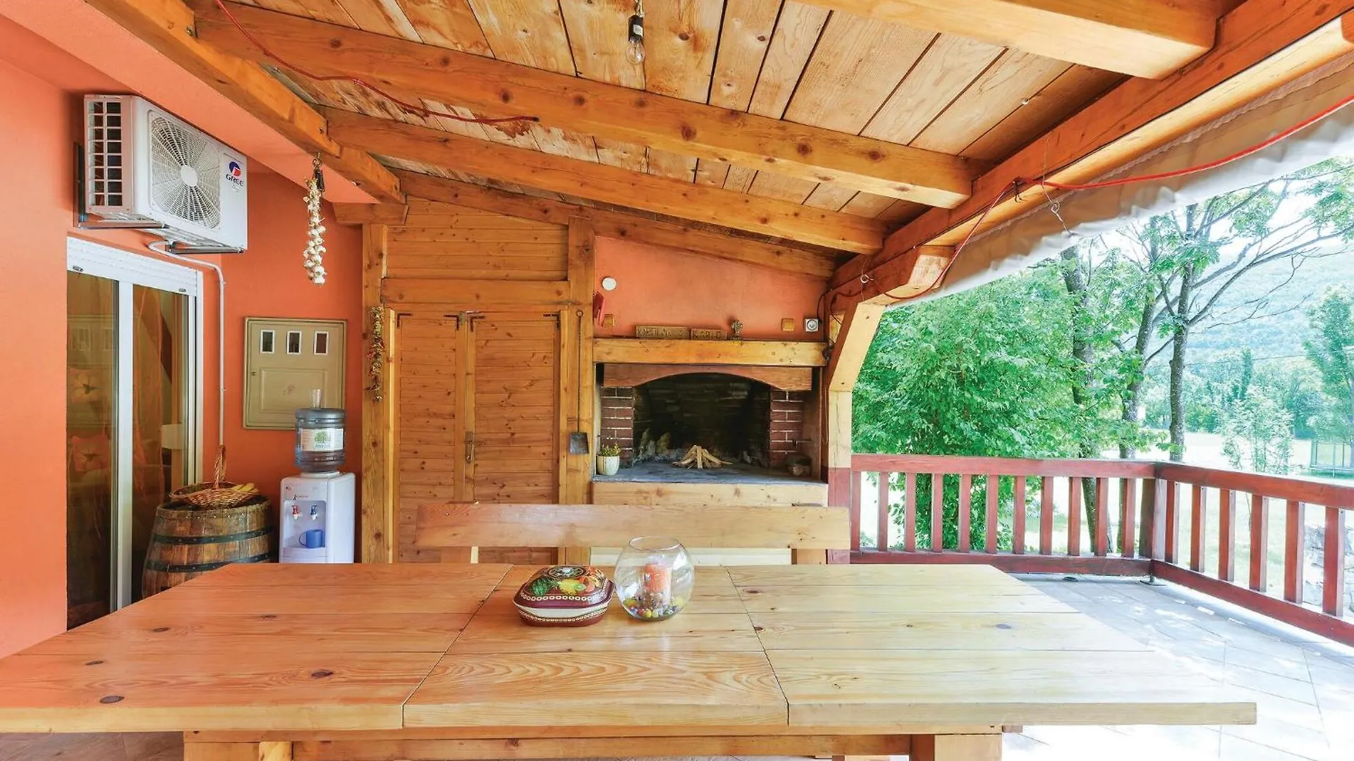 Nice Home In Gospic With Private Swimming Pool, Can Be Inside Or Outside Pridraga 0*,  Kroatien